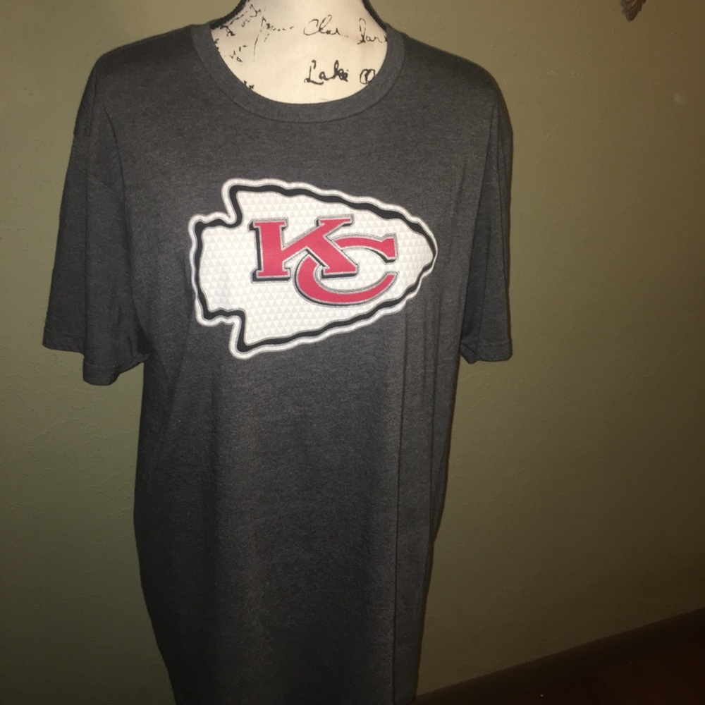 MEN’S KANSAS CITY CHIEF’S T-SHIRT GRAY. Size XL